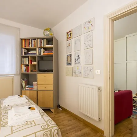 As Feel - Montevecchio 26 * Рим